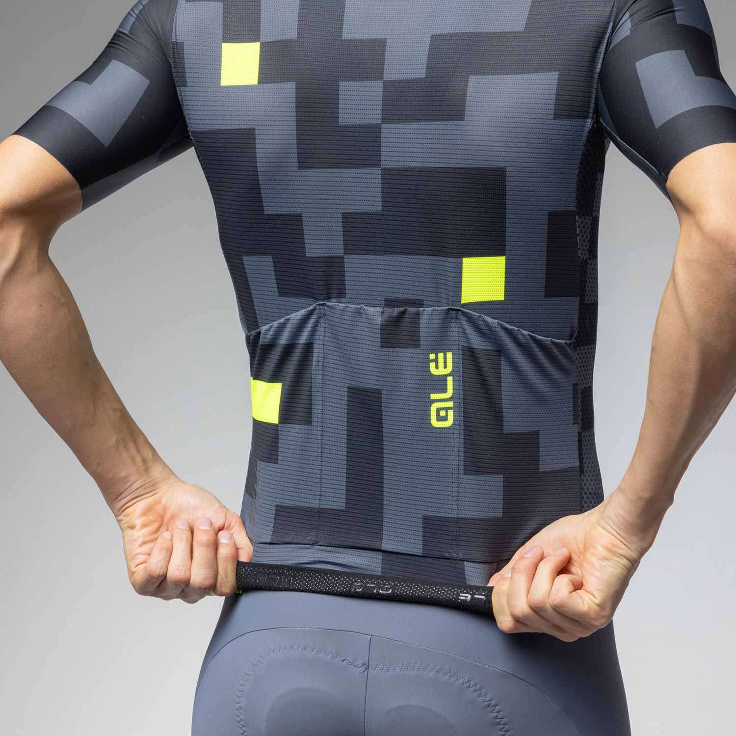 Ale Clothing Pixel Pragma Short Sleeved Jersey - S - Black Pragma - Image 5