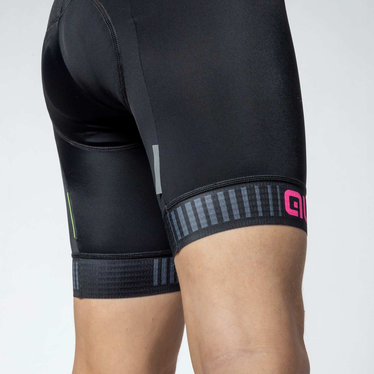 Ale Clothing Traguardo 2.0 Pragma Womens Shorts - S - Black-Pink Pragma - Image 5