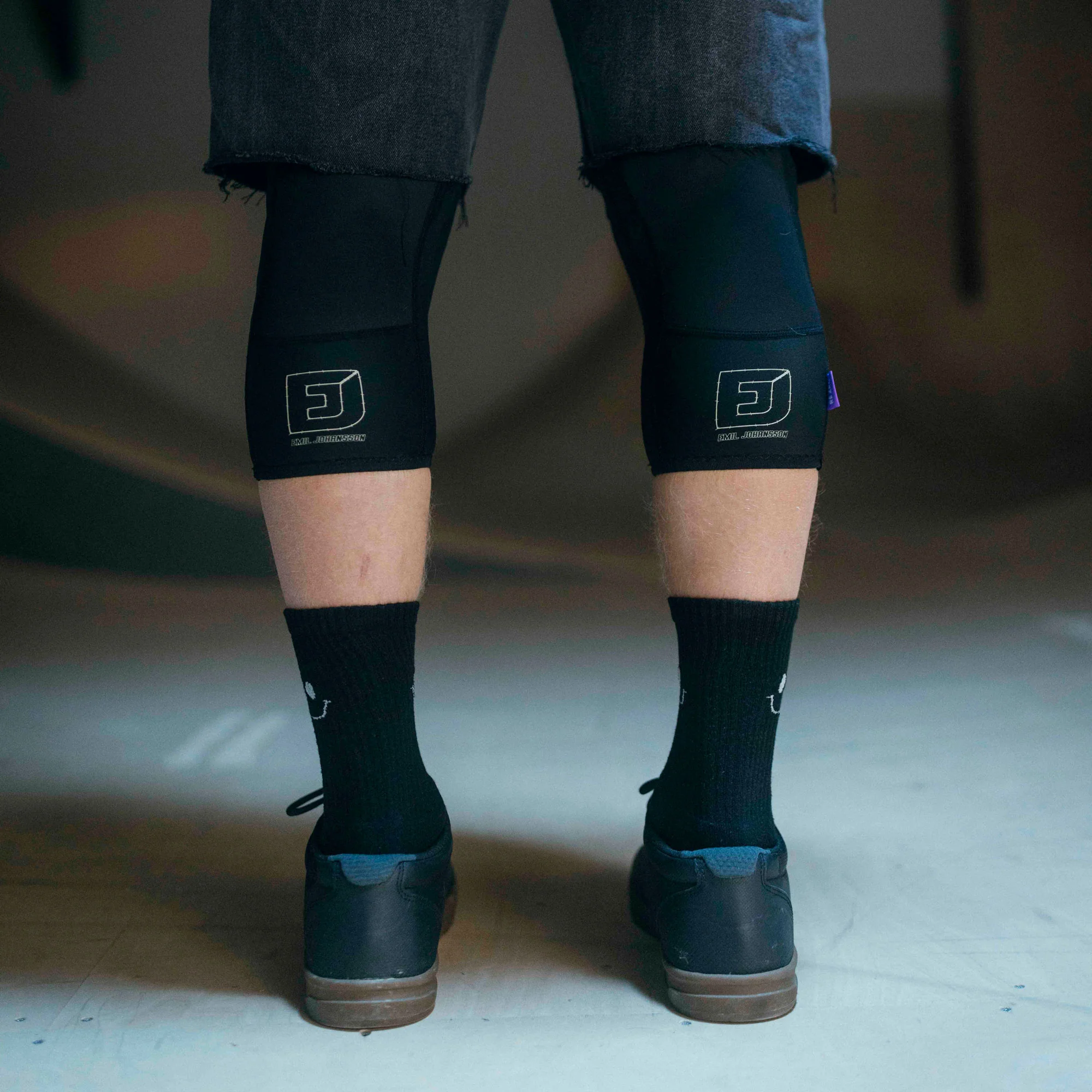 G-Form Emil Johansson Signature Knee Guard XL - Image 8