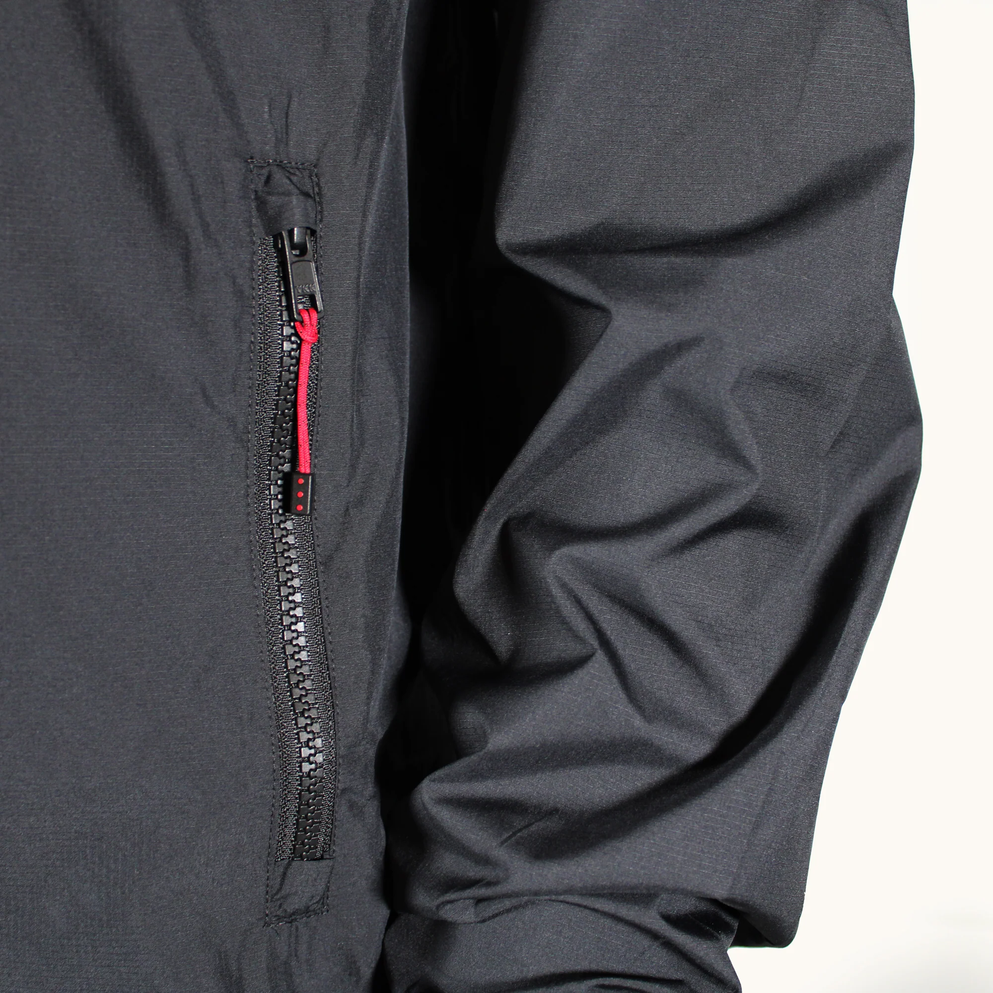 G-Form Tech Jacket Windbreaker Black M - Image 5