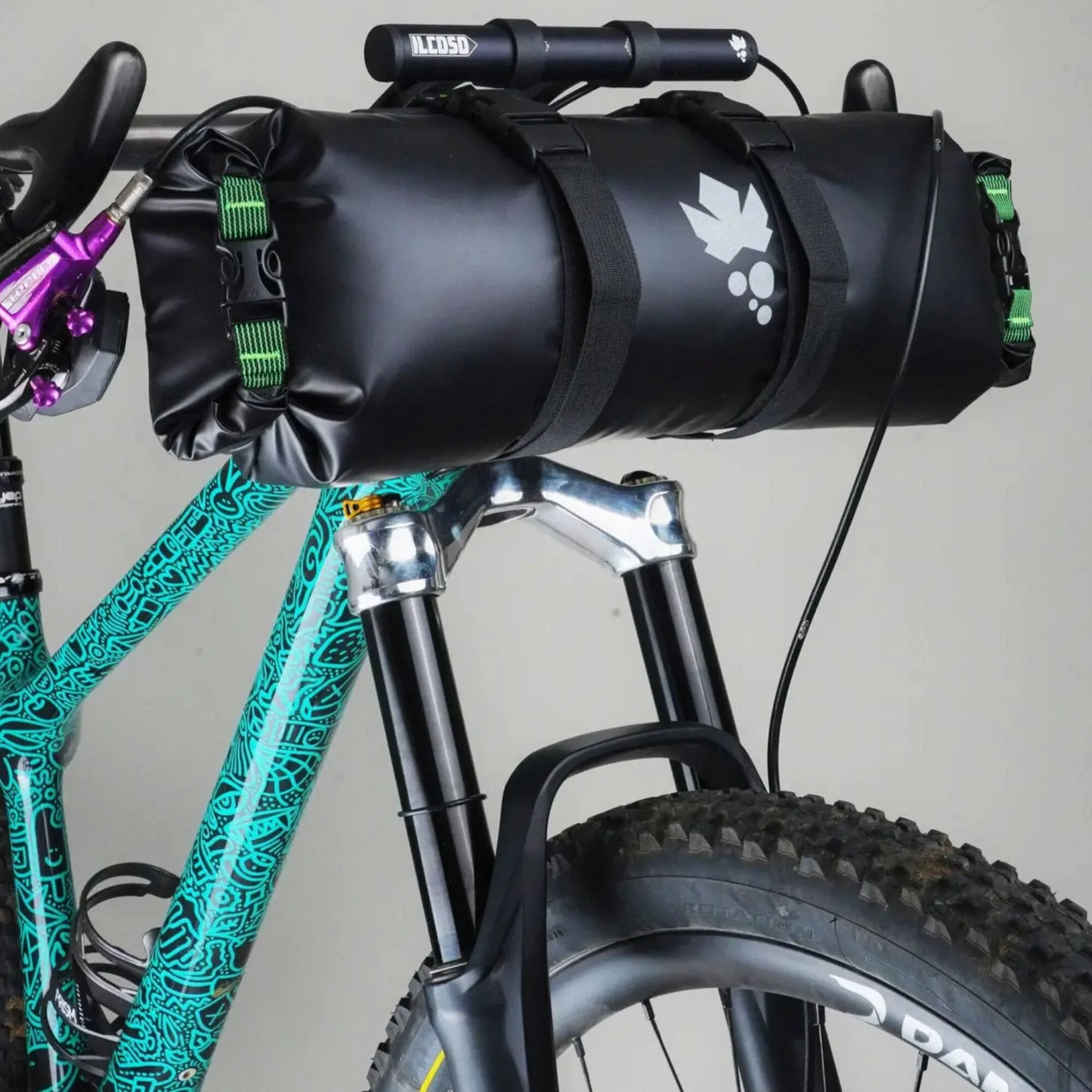 Miss Grape Trunk 8 waterproof dry bag