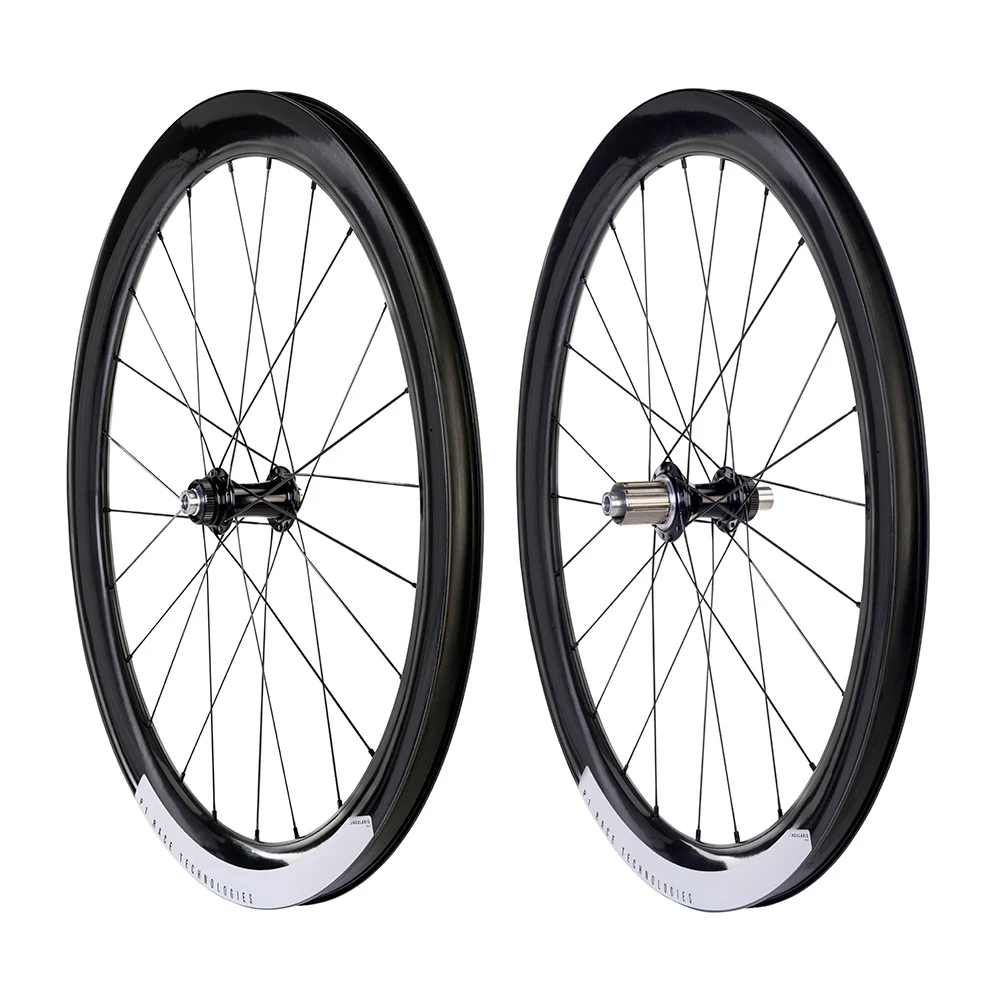 P1 Race Technologies R50 White Industries CLD 700c Black